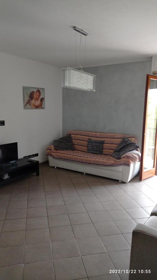 Apartamento Rebecca'S House Asti Exterior foto