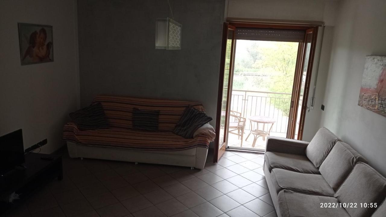 Apartamento Rebecca'S House Asti Exterior foto