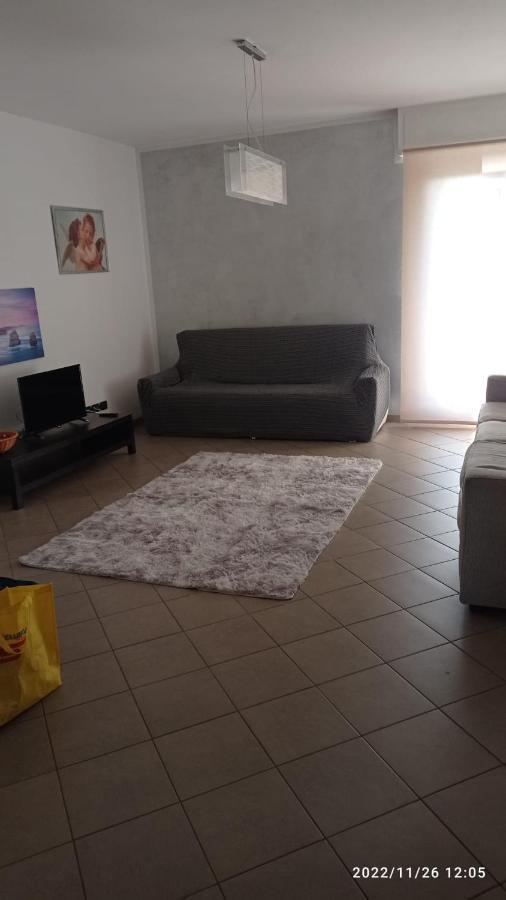 Apartamento Rebecca'S House Asti Exterior foto